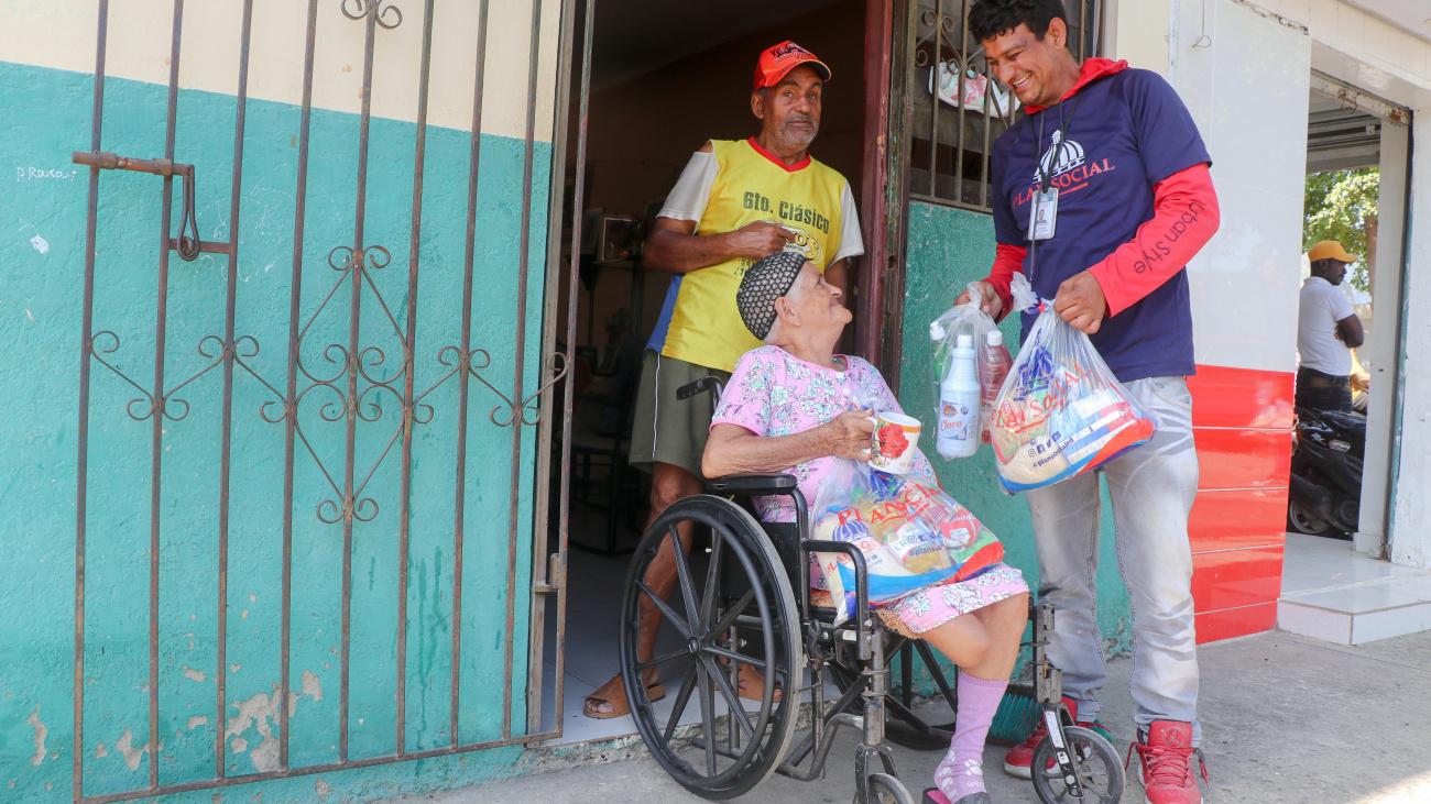 Plan de Asistencia Social de la Presidencia impacta a más de 10 mil familias de escasos recursos durante el fin de semana